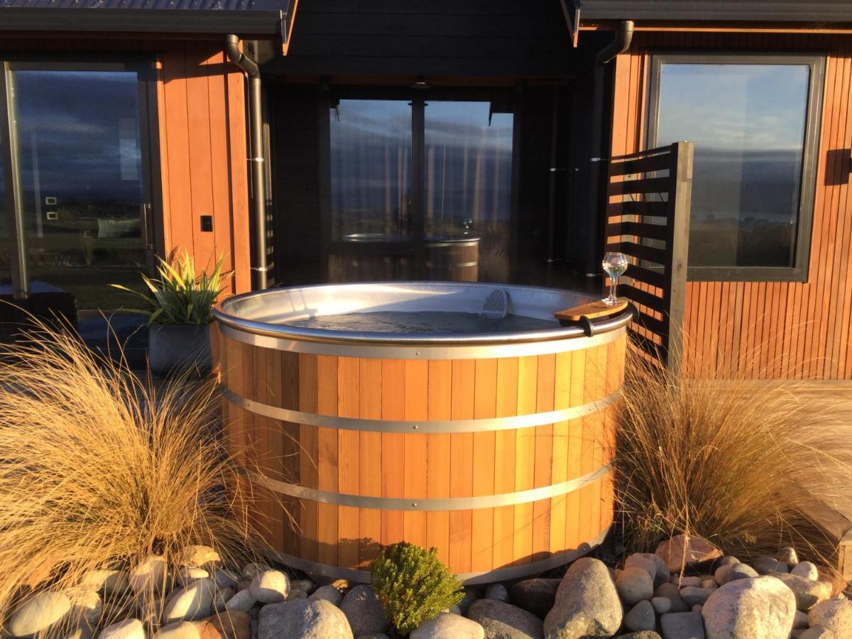 Fiordland Eco-Retreat -- Panoramic Views -- Hot Tub Villa Te Anau Exterior foto