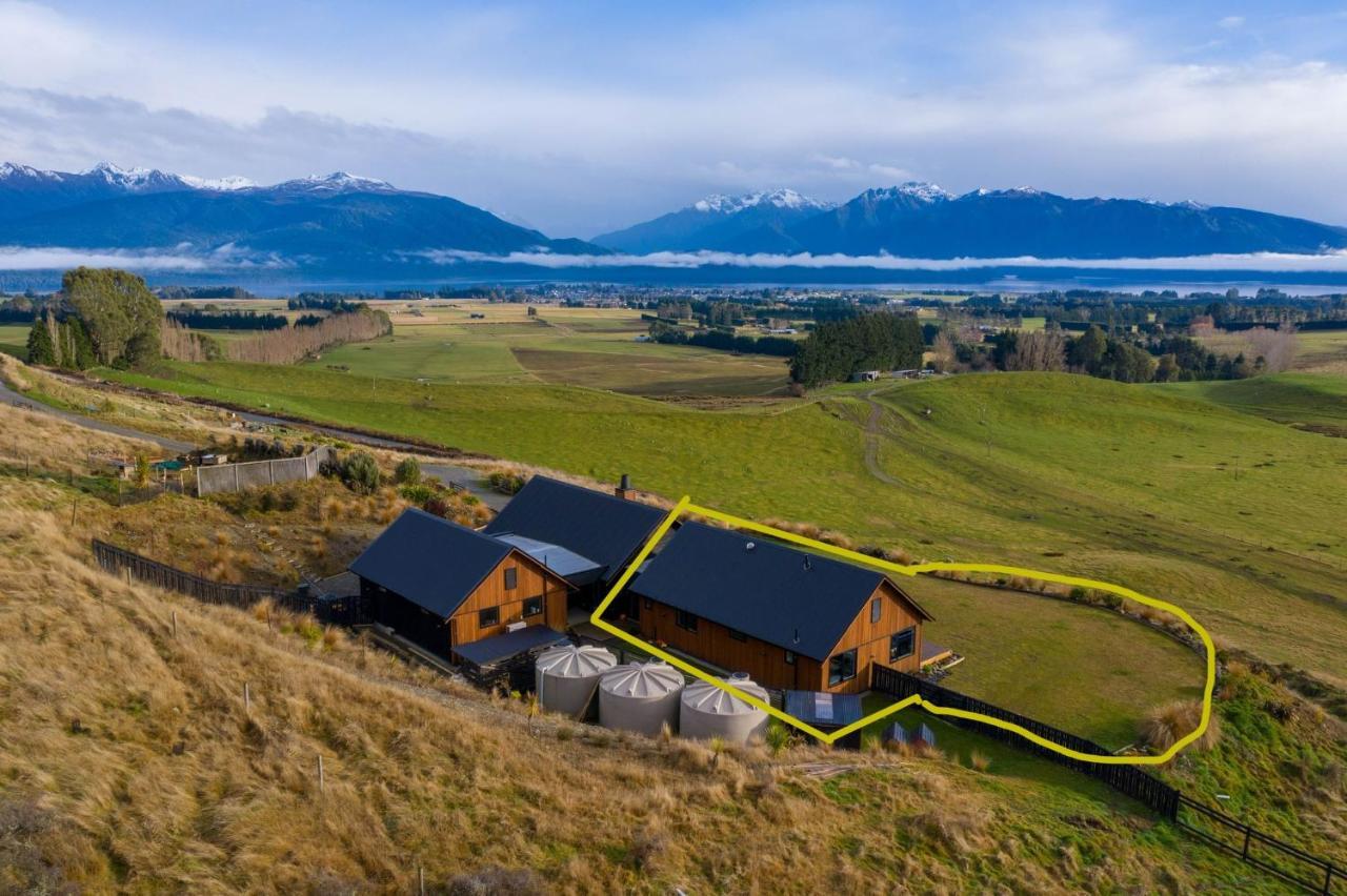 Fiordland Eco-Retreat -- Panoramic Views -- Hot Tub Villa Te Anau Exterior foto