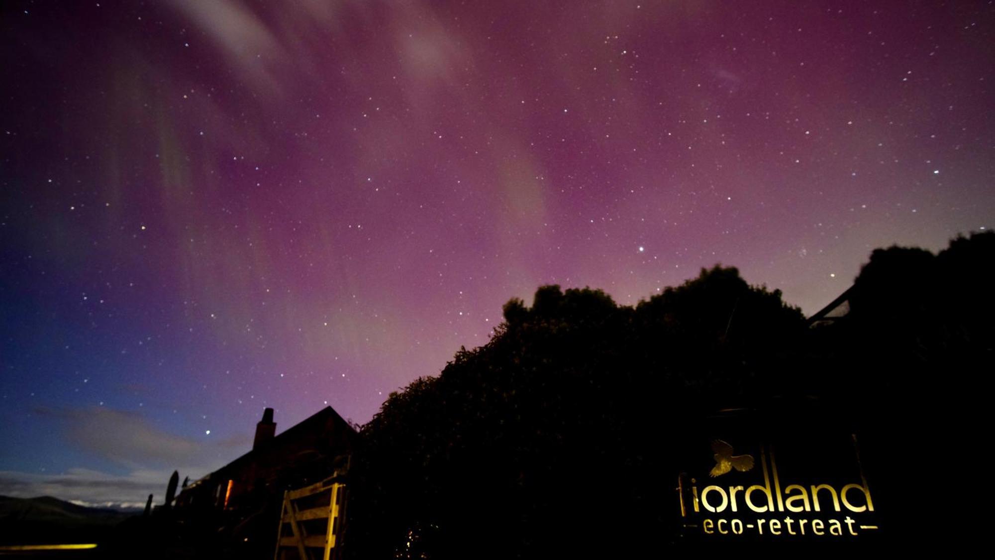 Fiordland Eco-Retreat -- Panoramic Views -- Hot Tub Villa Te Anau Exterior foto