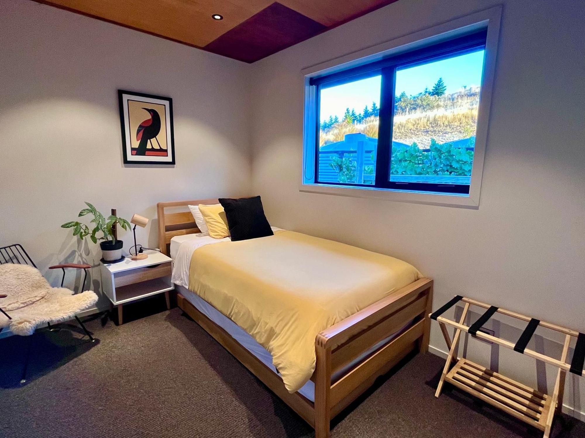 Fiordland Eco-Retreat -- Panoramic Views -- Hot Tub Villa Te Anau Exterior foto